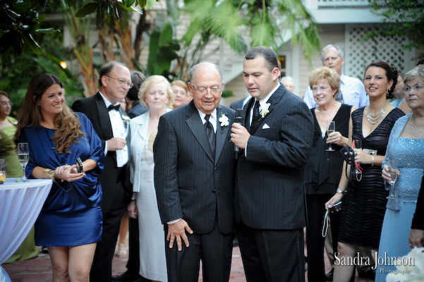 Best Courtyard Lake Lucerne - IW Phillips House Wedding Photos - Sandra Johnson (SJFoto.com)